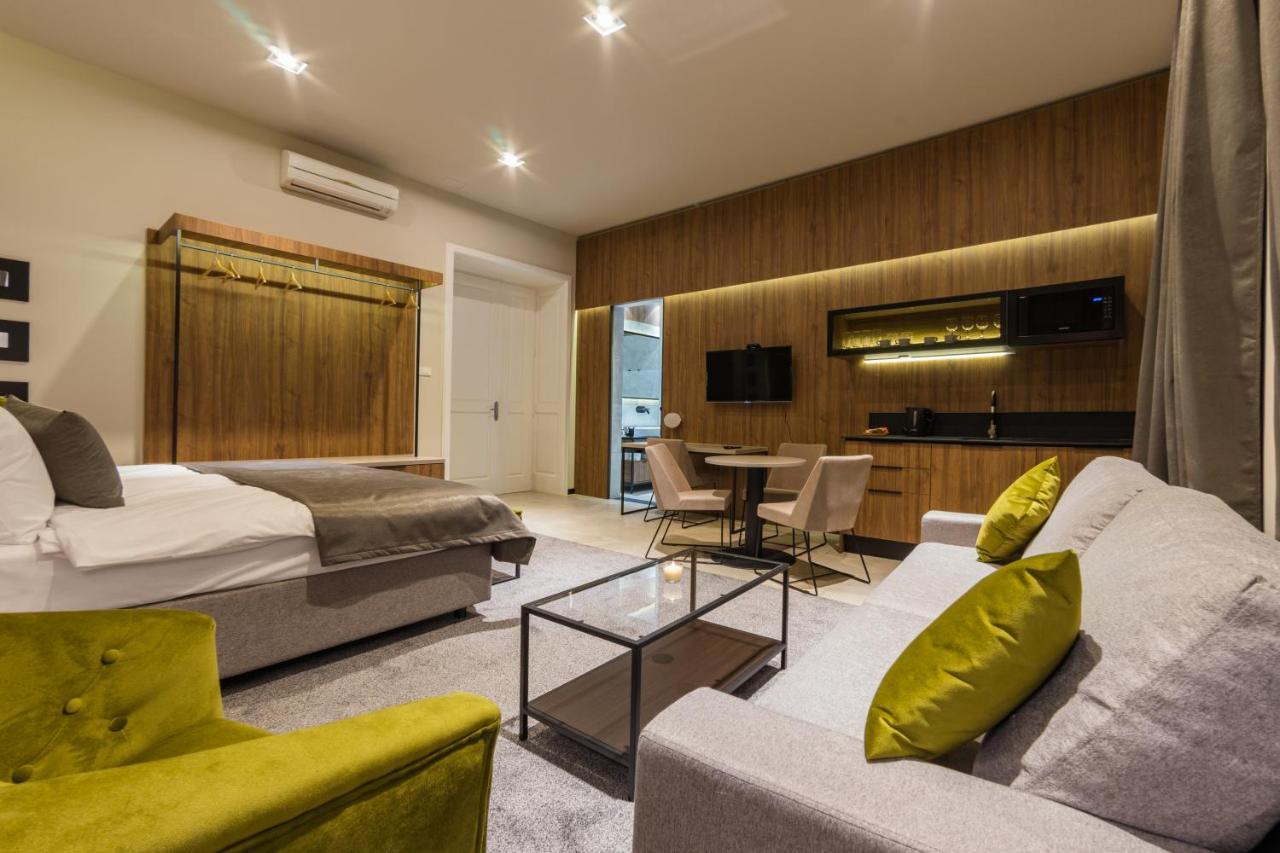 Апартаменты Dezman Luxury Center Загреб Экстерьер фото